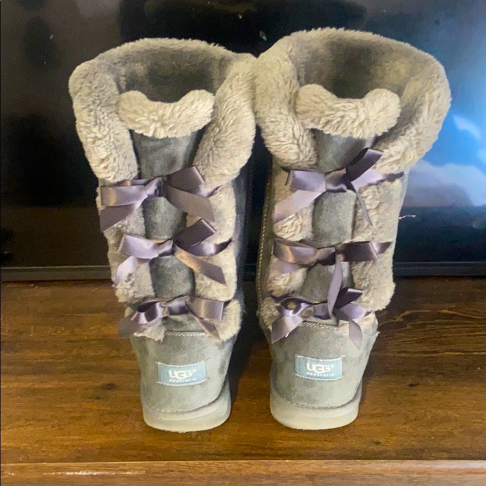 Women’s UGG BOOTS